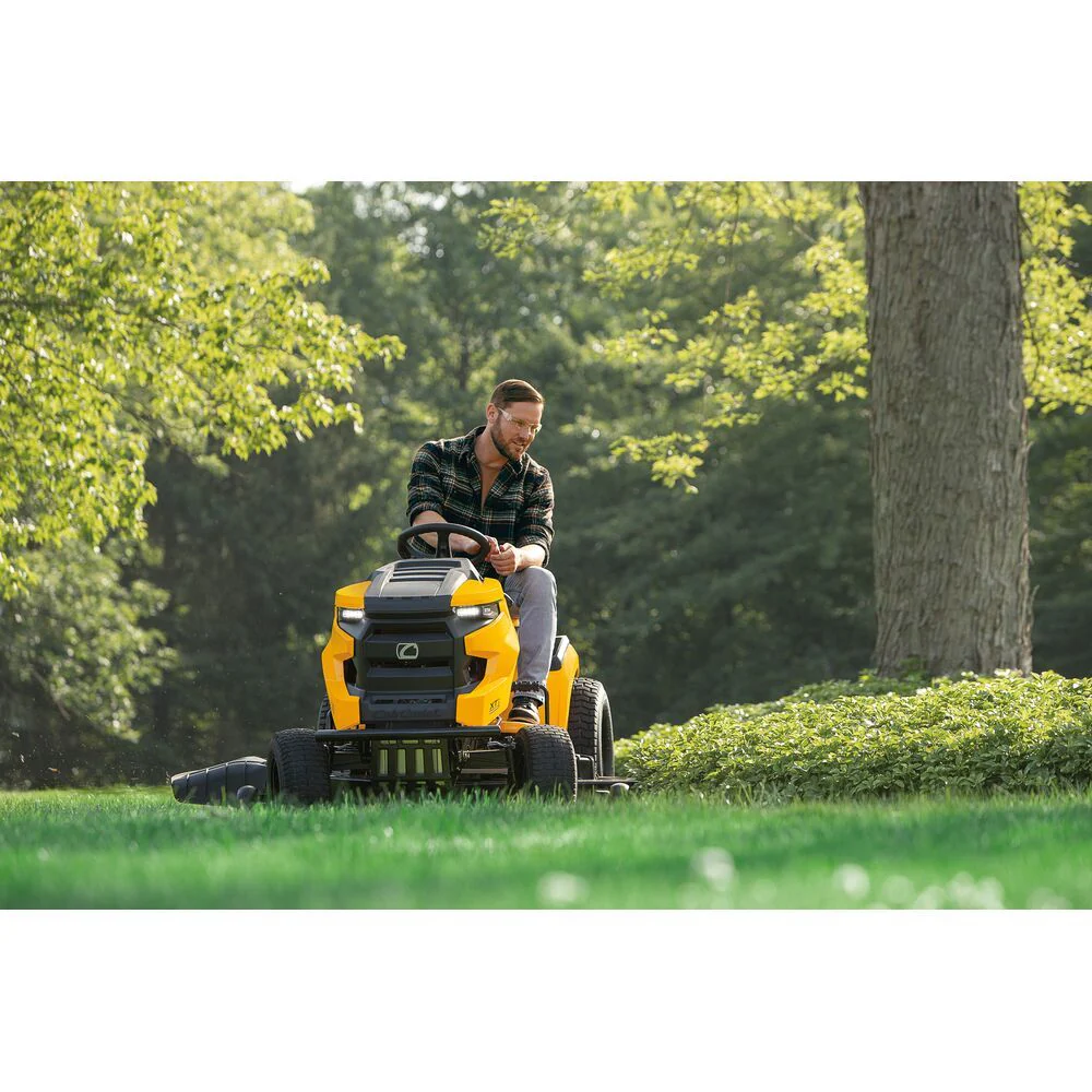 Cub Cadet Enduro XT1 21/42 - Suited to large blocks up to small acreage. - Image 5
