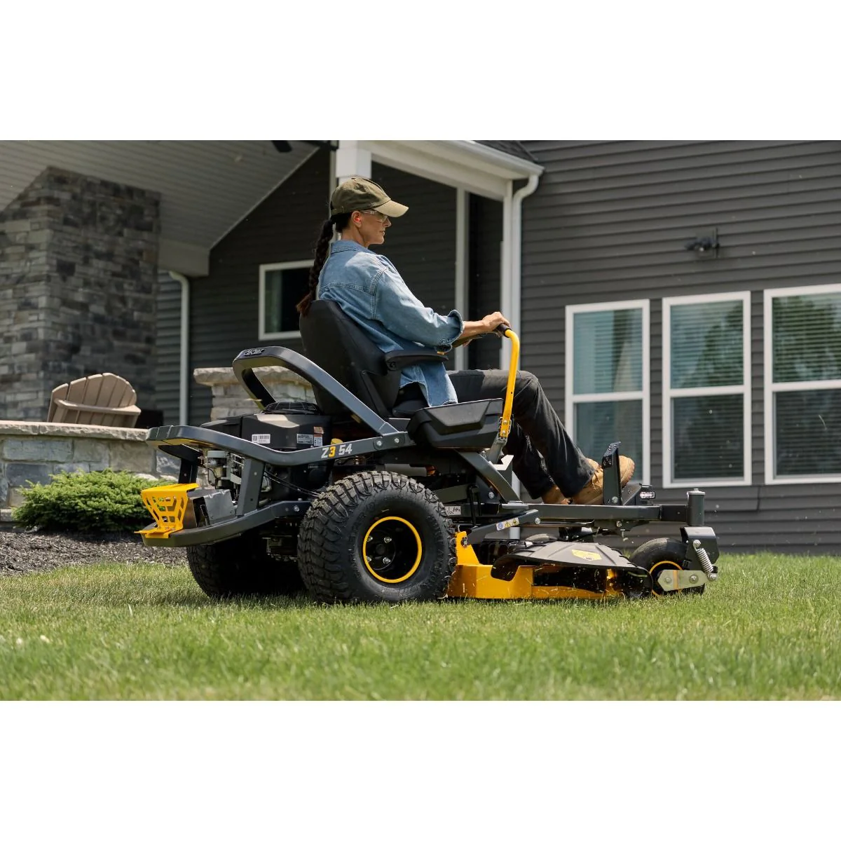 Cub Cadet Z3 54 Zero Turn Mower - User comfort is paramount with many clever ergonomic features built in. - Image 12