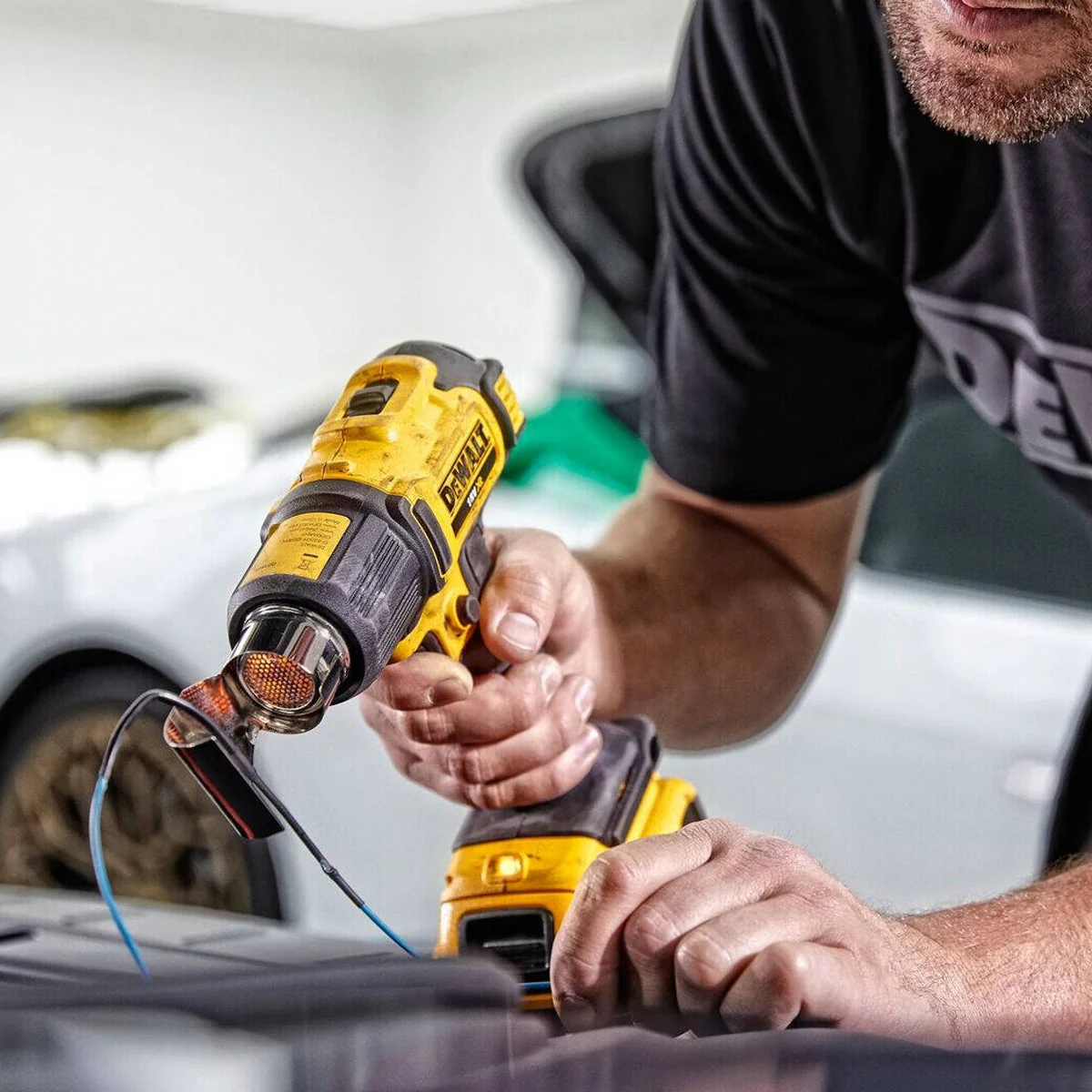DeWALT 18V XR Li-Ion Heat Gun - Cordless heat gun for on-site applications, 530°C max, compact design - Image 5