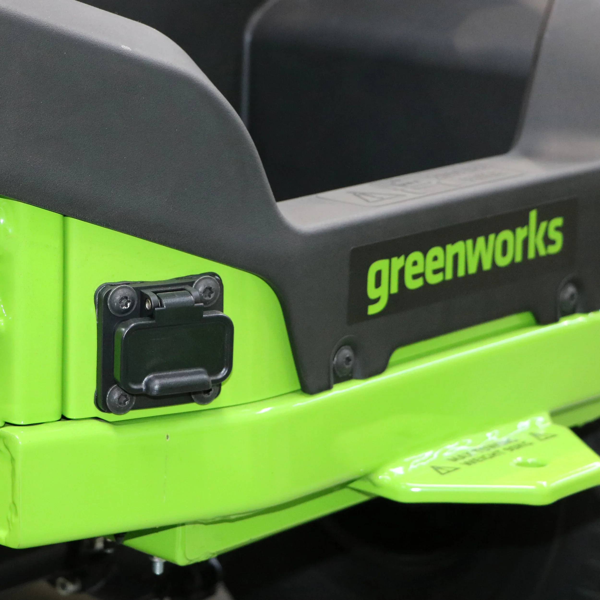 Greenworks CRT426 60V Gen 1.5 42″ Ride-On Mower [7405607AU] - Image 9