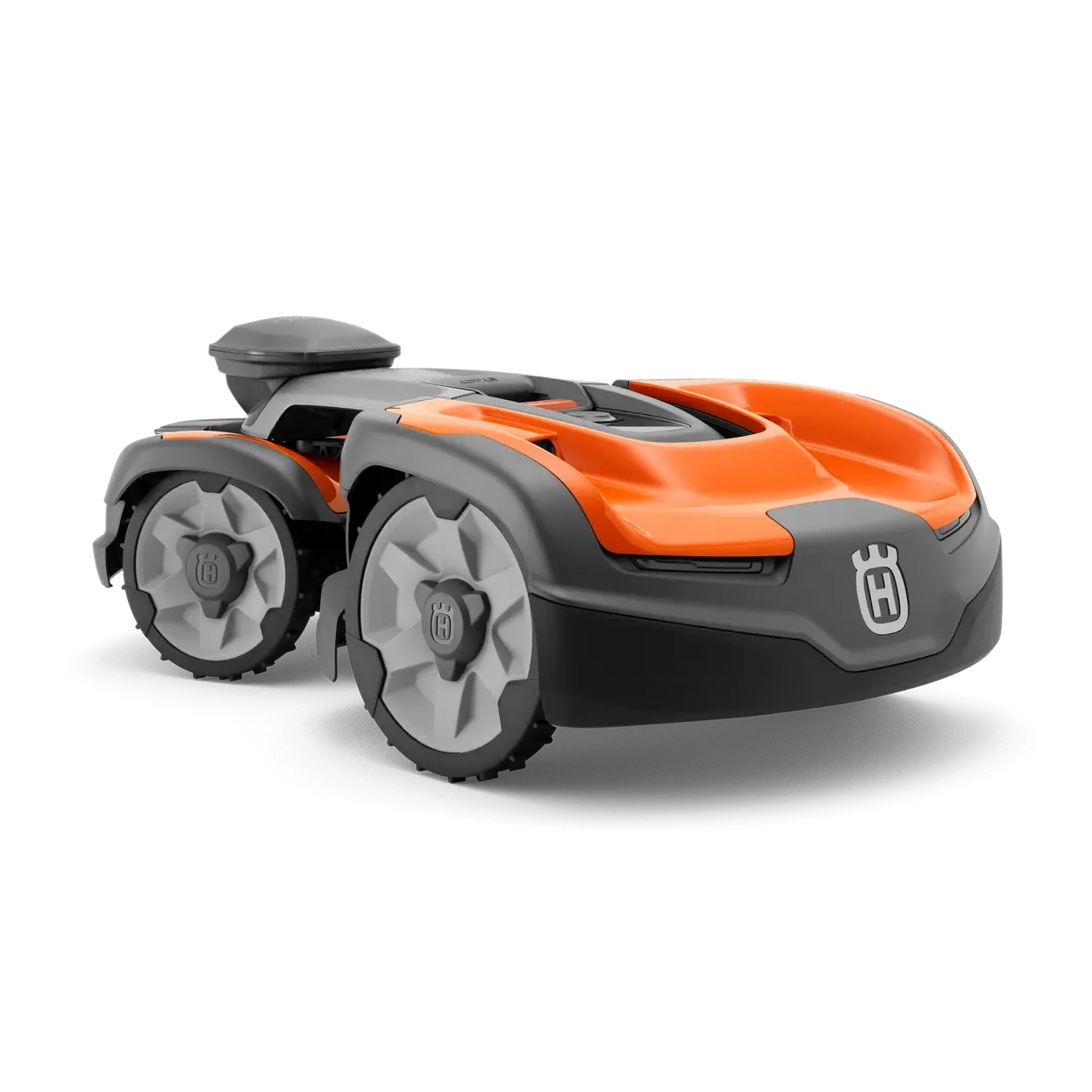 Husqvarna Automower® 535 AWD EPOS® - Wire free robotic mower with all-wheel-drive for steep slopes up to 70%.