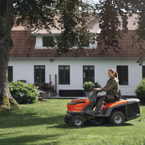Husqvarna TC100i Battery Tractor - 38in cut, efficient collection system, fully electric, dual-pedal operation - Image 3