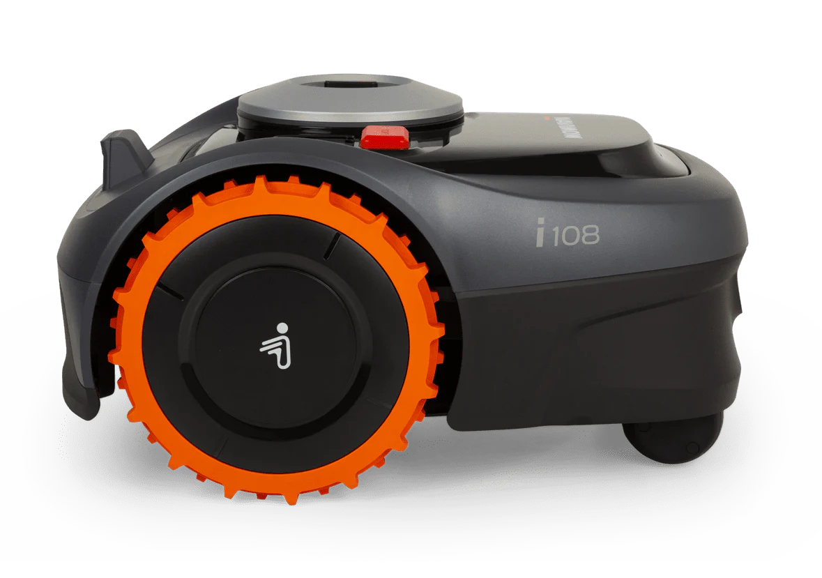 Segway Navimow i108A - With VisionFence, 800m2 Cutting Area, 5.1Ah Battery.