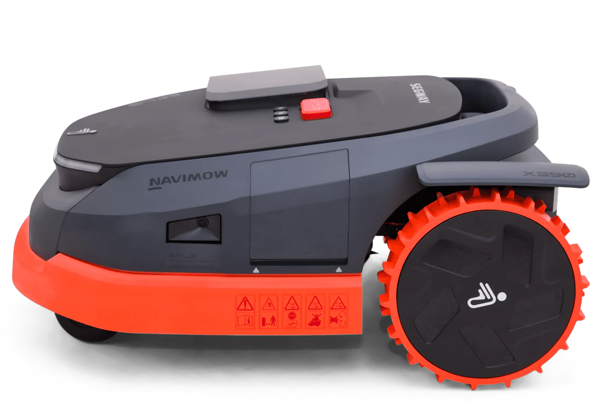 Segway Navimow X390A - Can handle a huge 2.5 acres (roughly 10,000m2) with powerful automation features making the job a breeze. - Image 3
