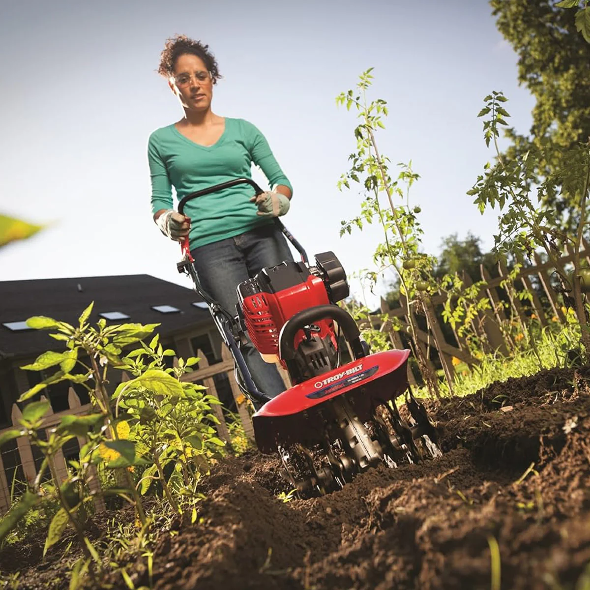 Troy-Bilt Tiller / Cultivator / Edger - Great value cultivator for the home garden. WITH FREE EDGER BLADE!! - Image 3